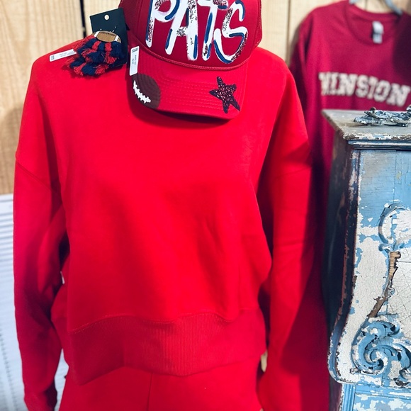 RED SET - Picture 2 of 2